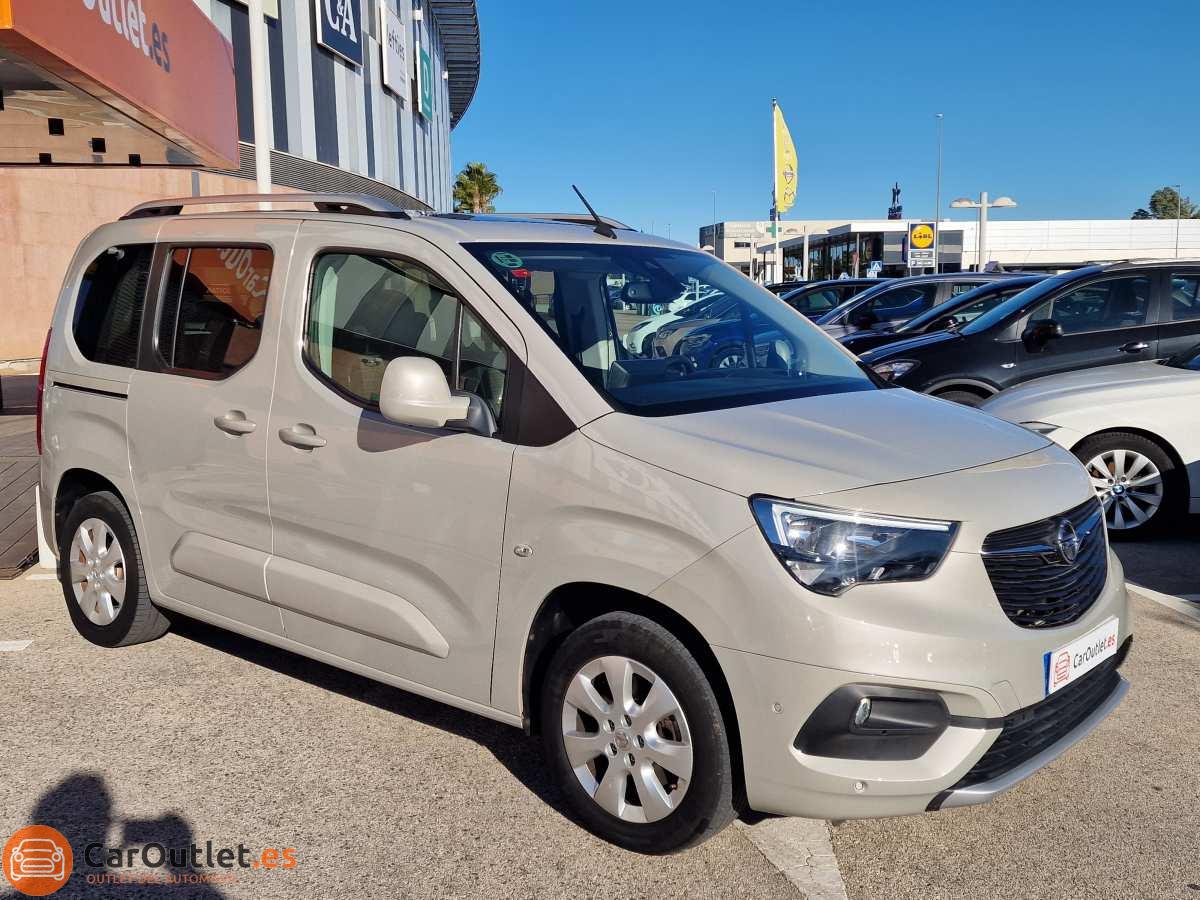 2 - Opel Combo 2019 - AUTO