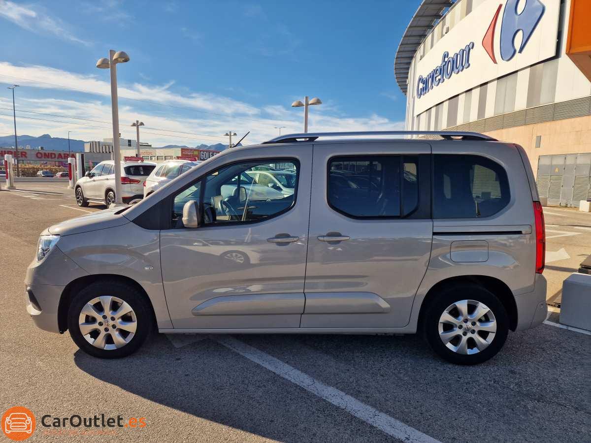 4 - Opel Combo 2019 - AUTO