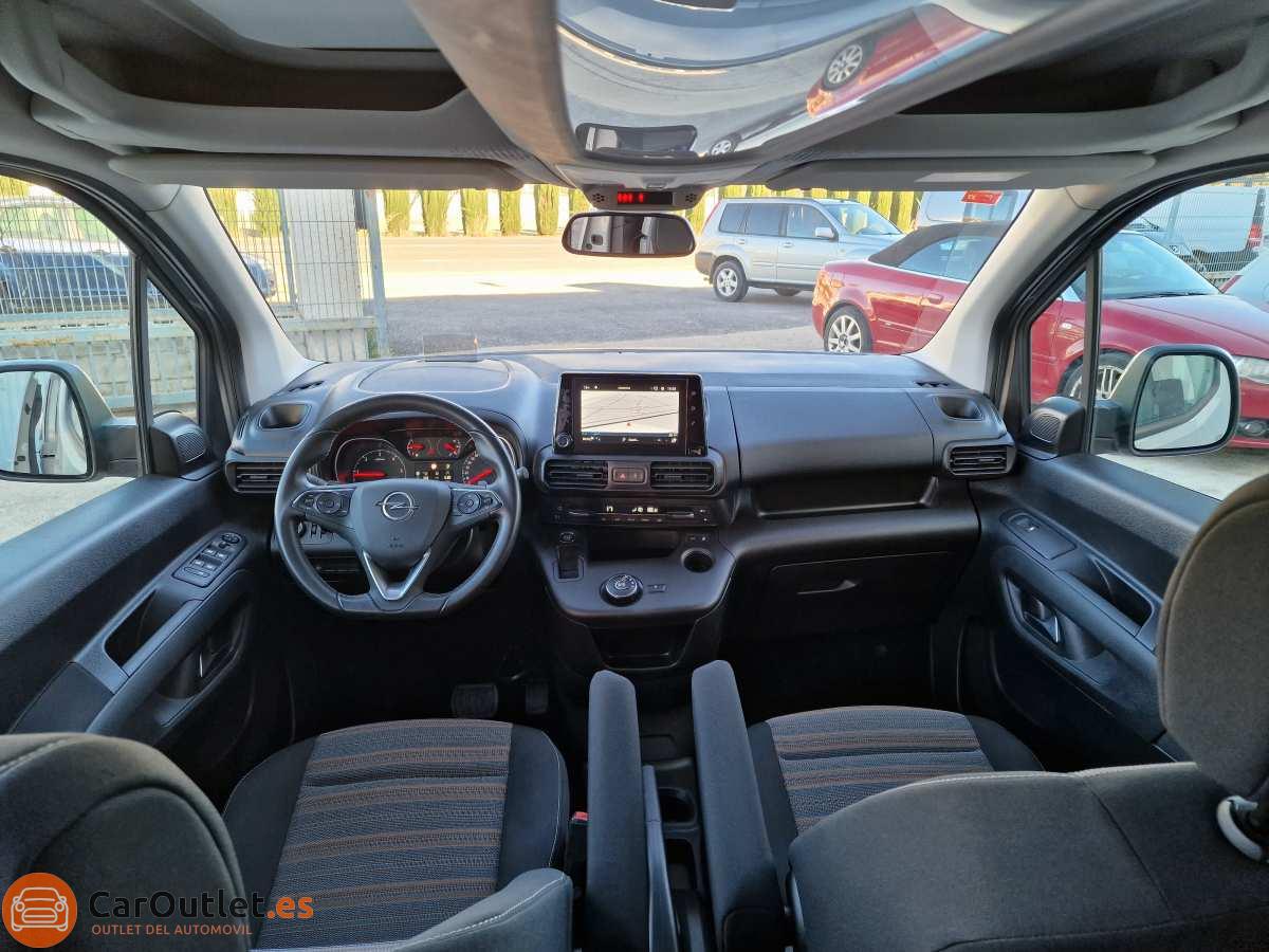 12 - Opel Combo 2019 - AUTO