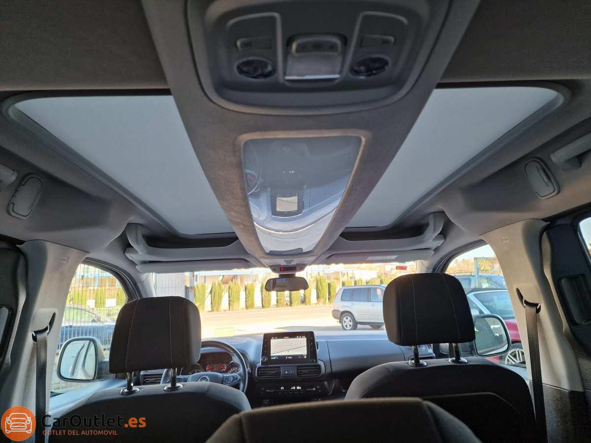 28 - Opel Combo 2019 - AUTO