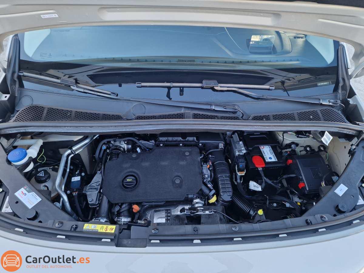 32 - Opel Combo 2019 - AUTO