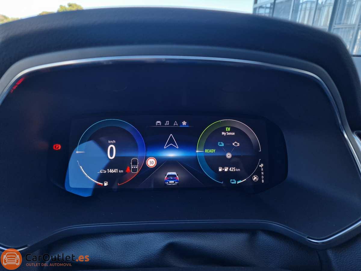 14 - Renault Captur 2022 - AUTO