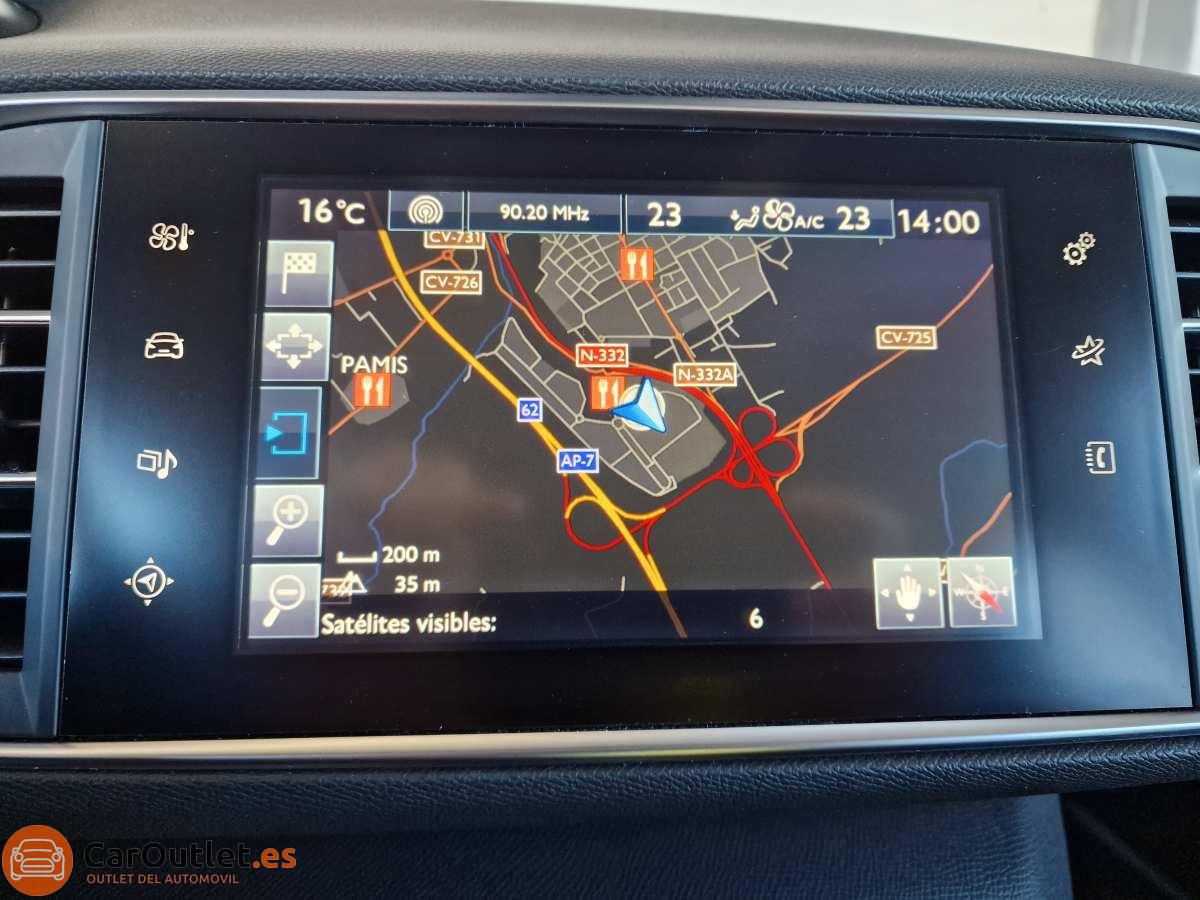 13 - Peugeot 308 2017