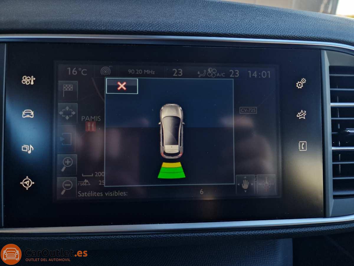 14 - Peugeot 308 2017