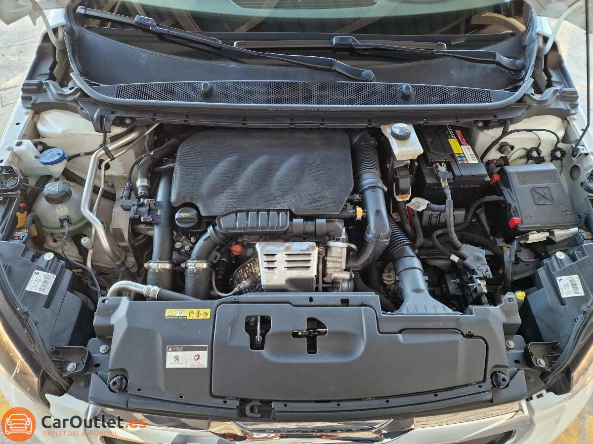 21 - Peugeot 308 2017