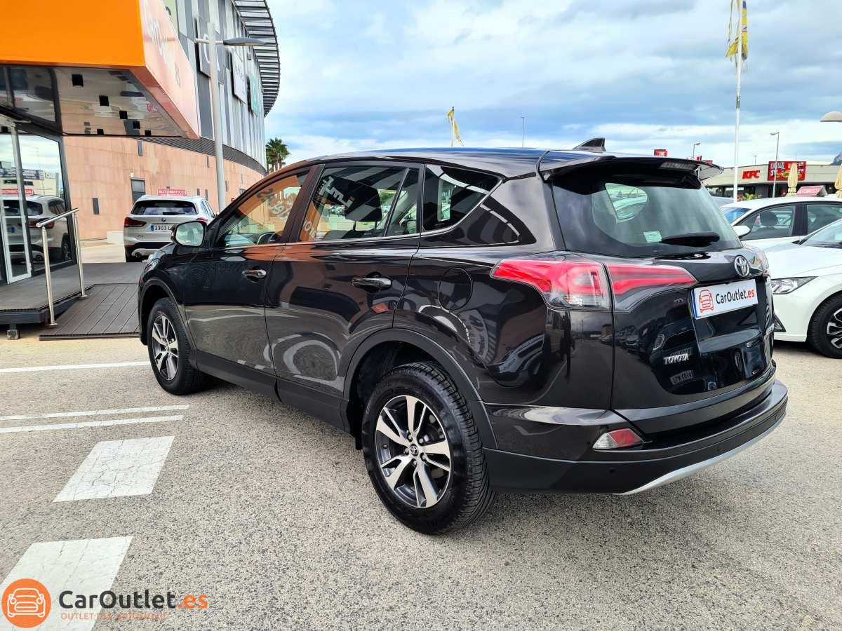 5 - Toyota RAV4 2016