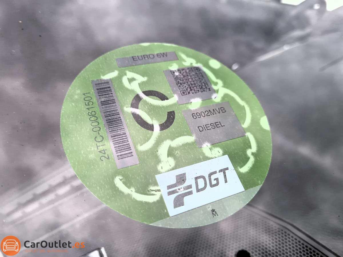 25 - Toyota RAV4 2016