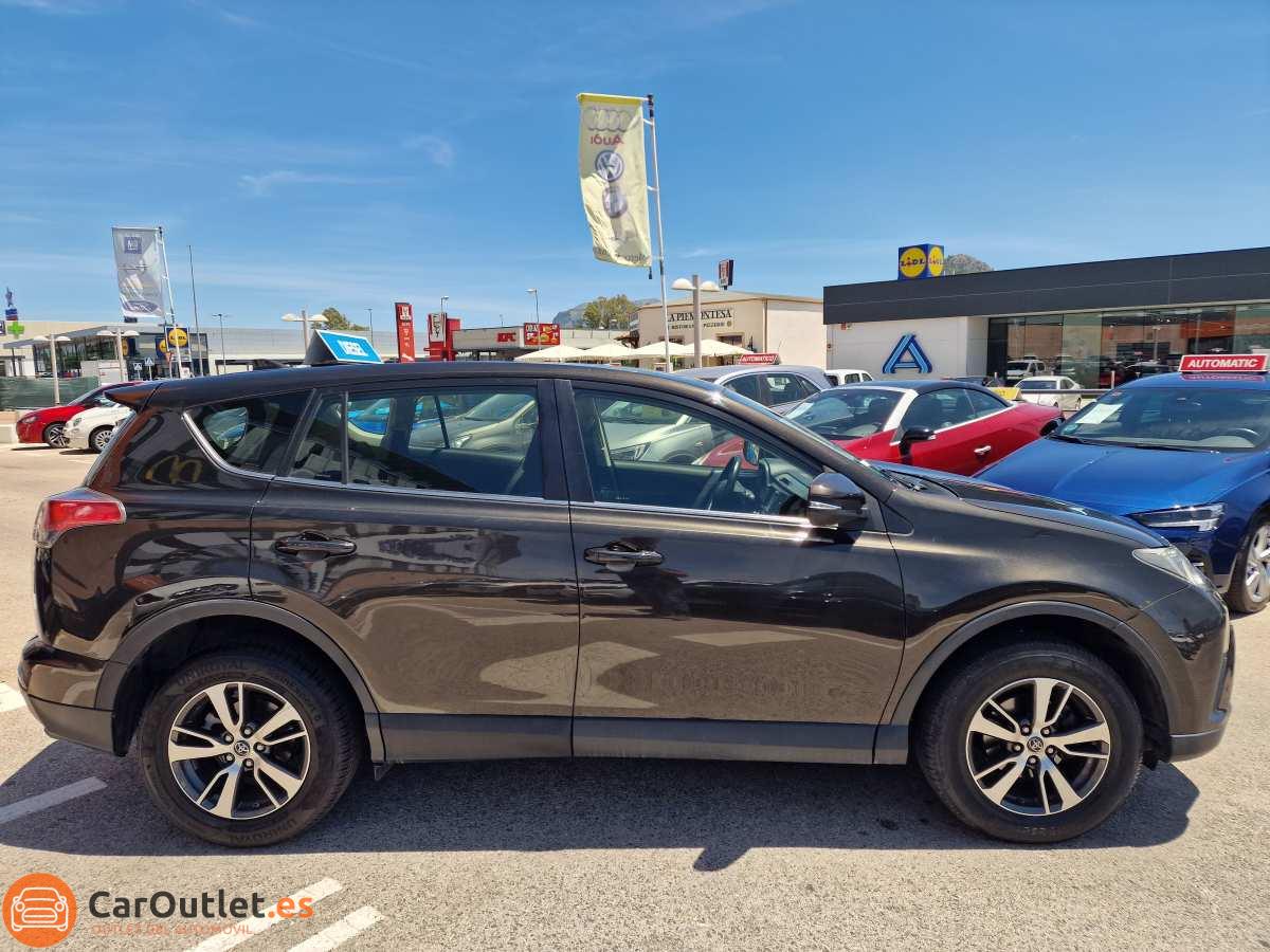 3 - Toyota RAV4 2016