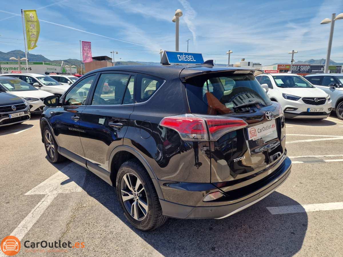 6 - Toyota RAV4 2016