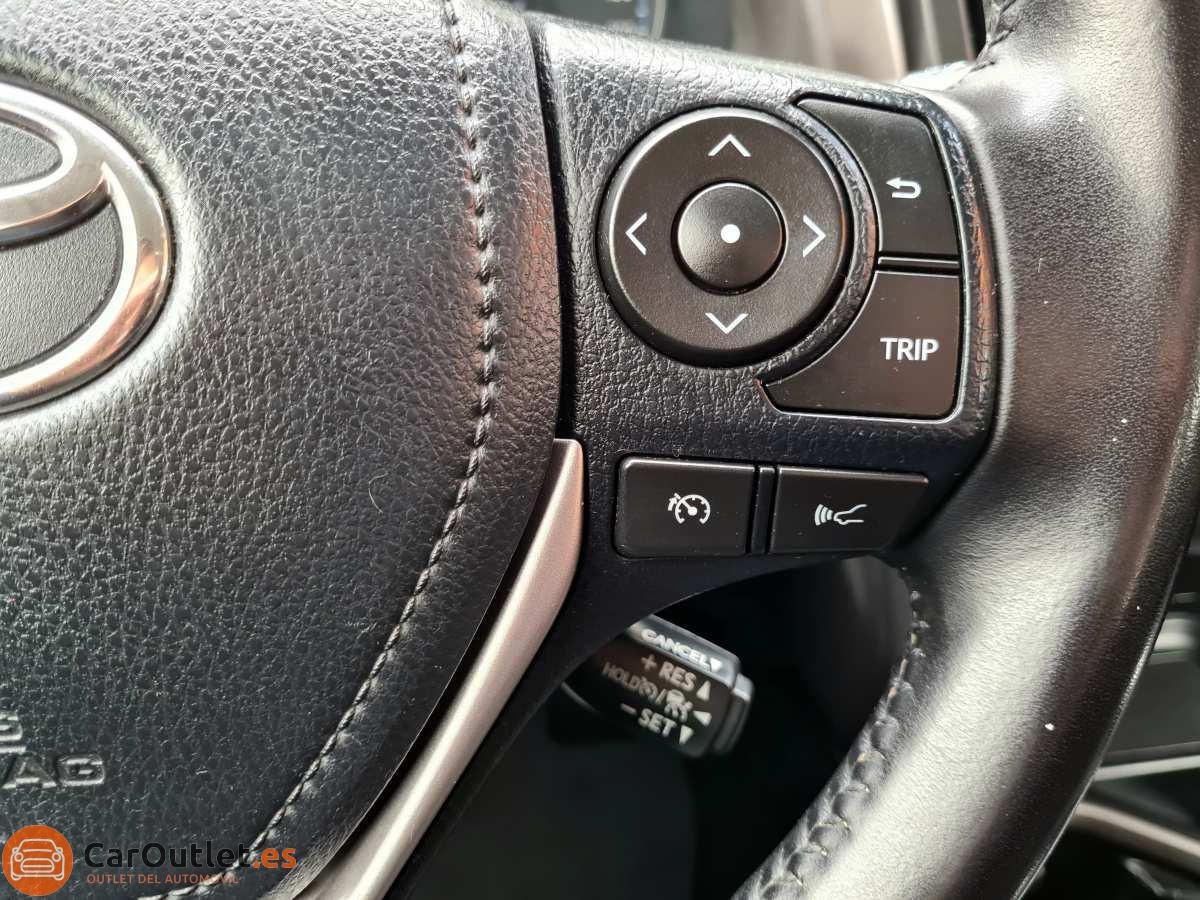 20 - Toyota RAV4 2016