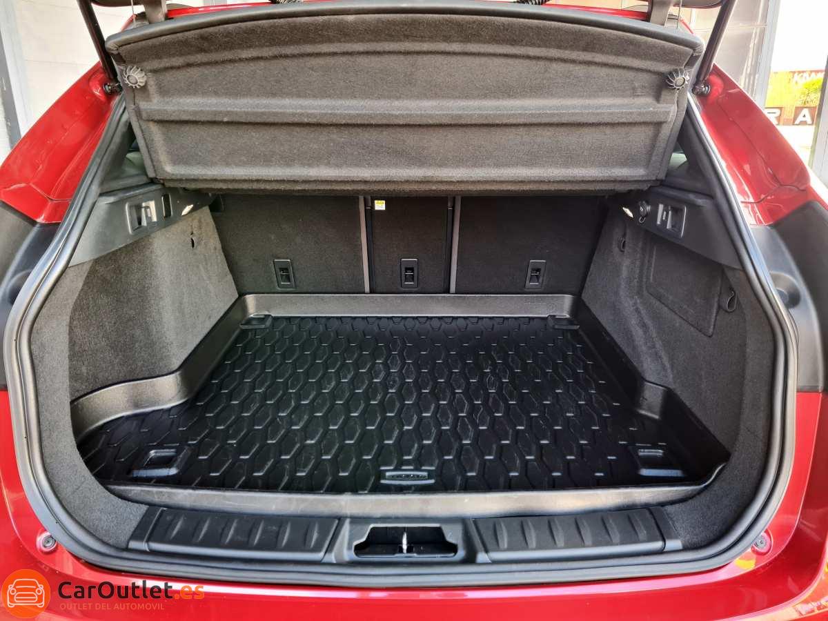 13 - Jaguar F-Pace 2016 - AUTO