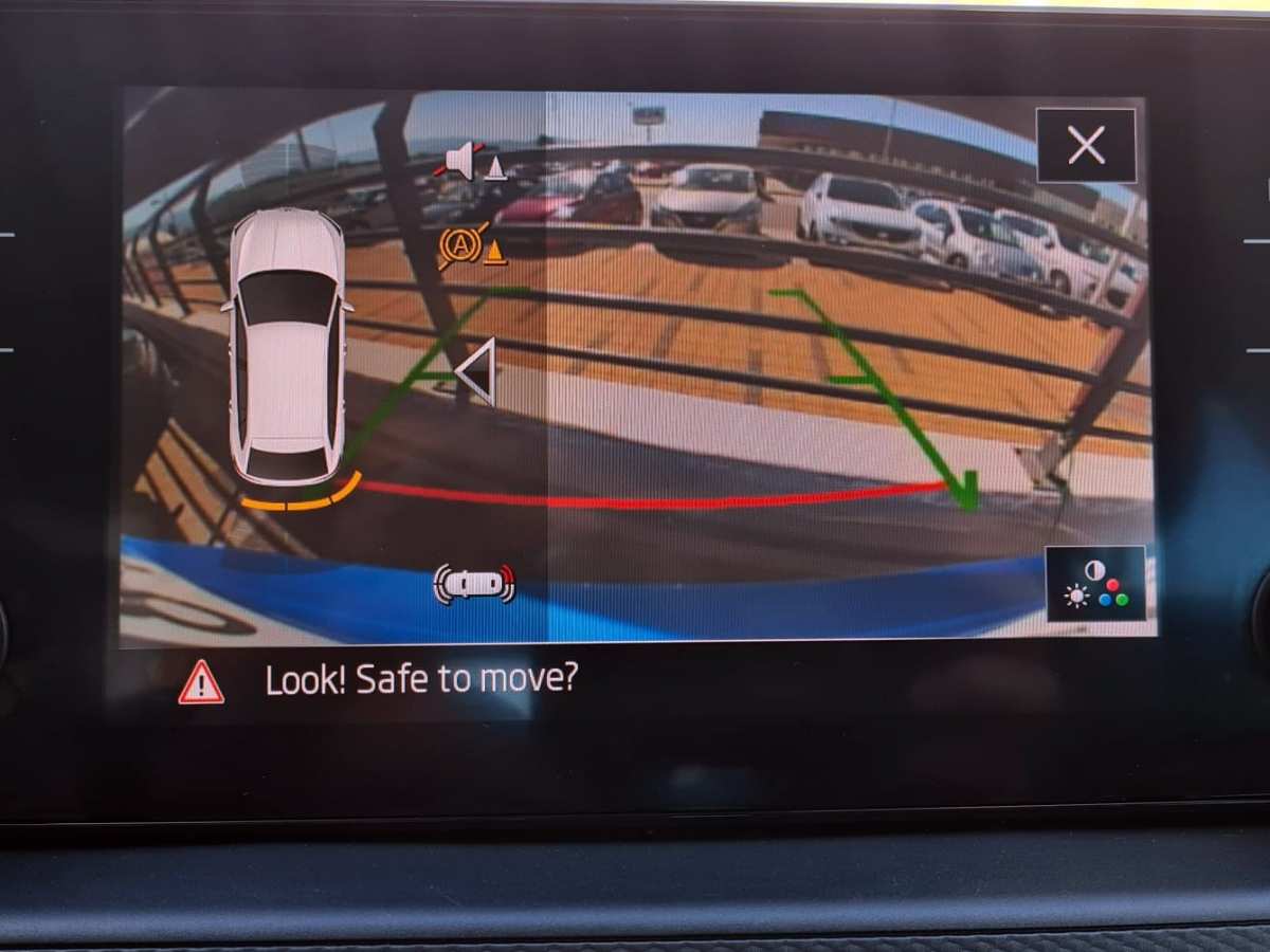 12 - Skoda Scala 2022 - AUTO