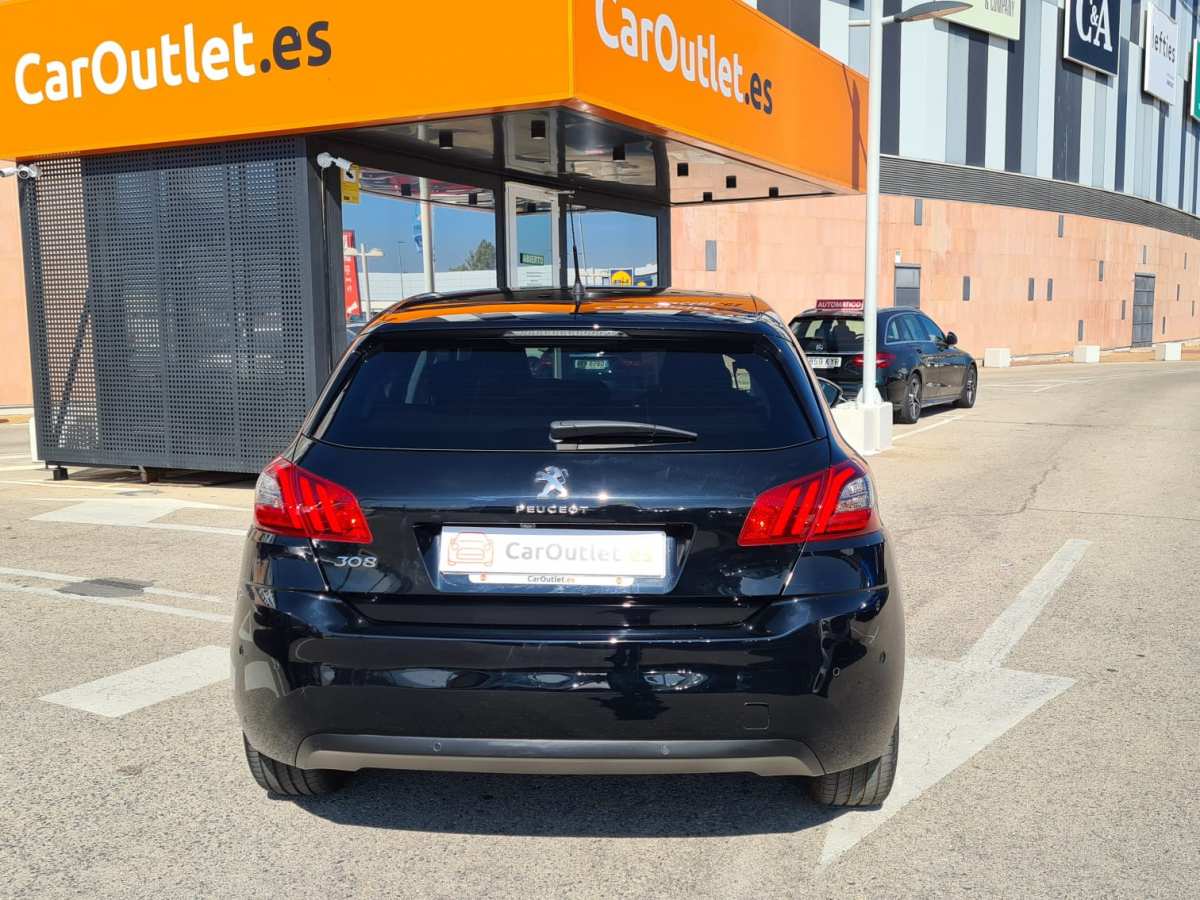 5 - Peugeot 308 2019