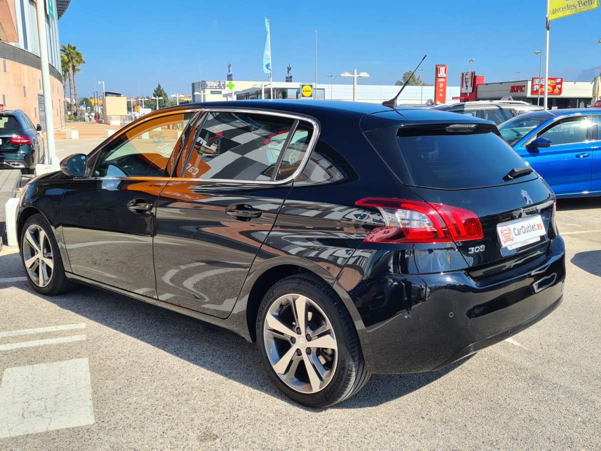 6 - Peugeot 308 2019