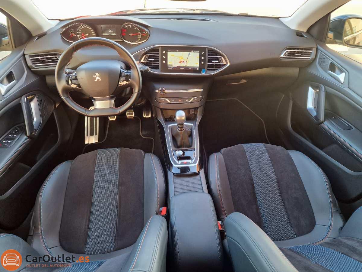 11 - Peugeot 308 2019