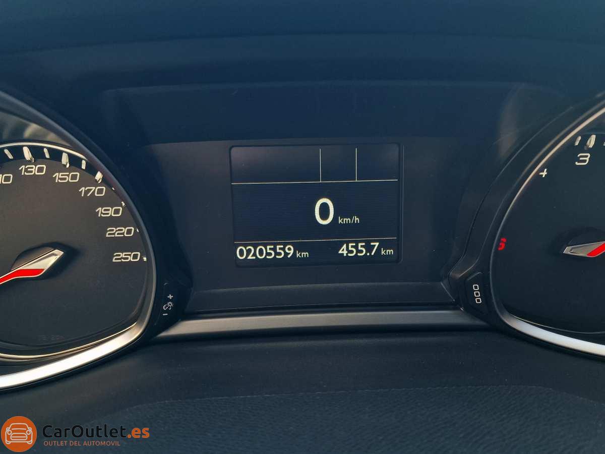 23 - Peugeot 308 2019