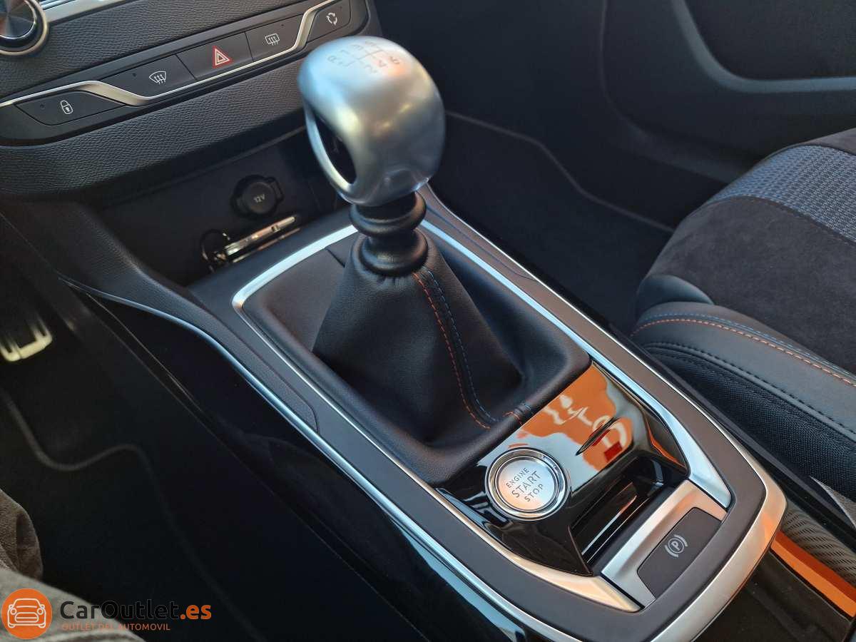 28 - Peugeot 308 2019