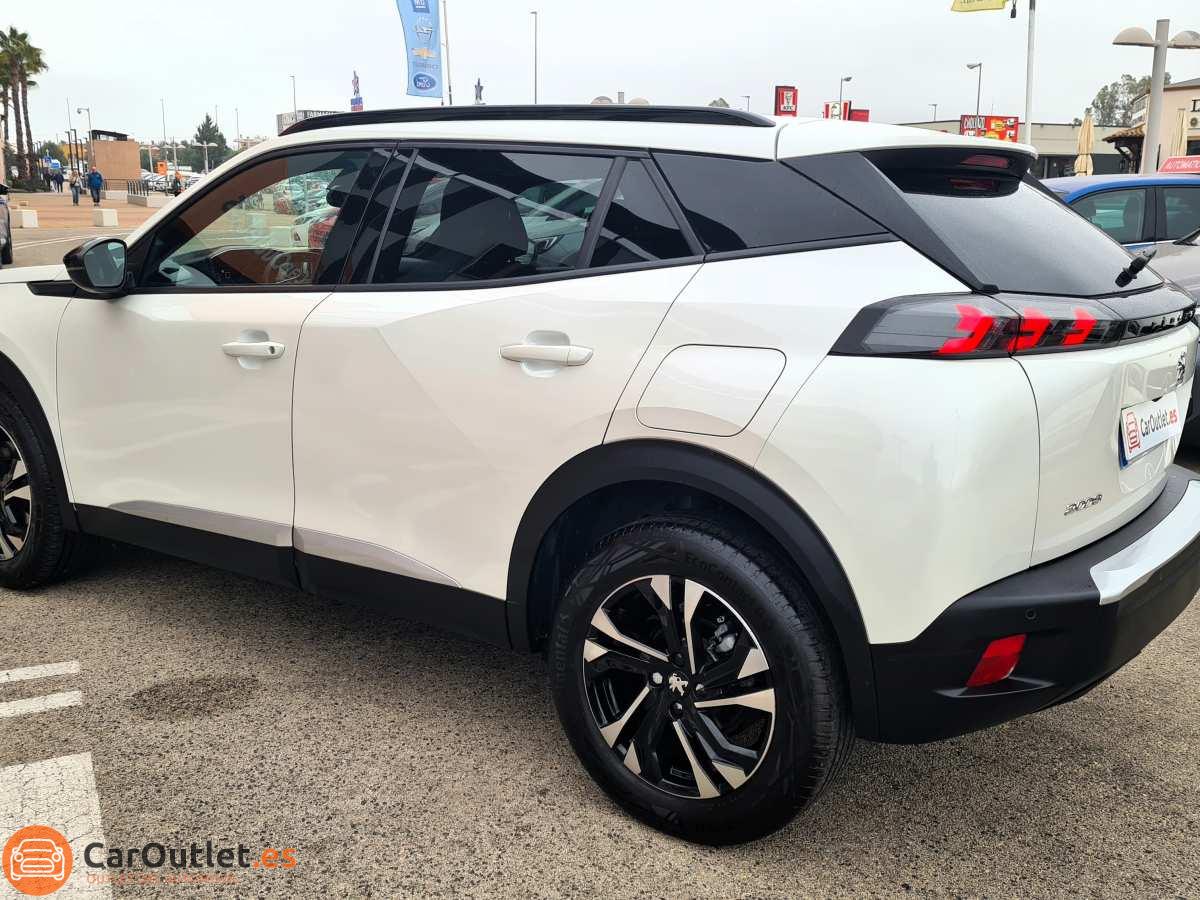 6 - Peugeot 2008 2023 - AUTO