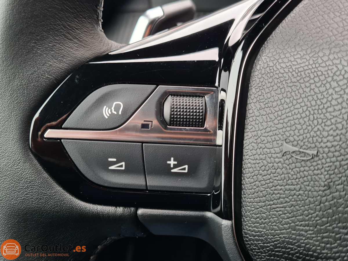 24 - Peugeot 2008 2023 - AUTO