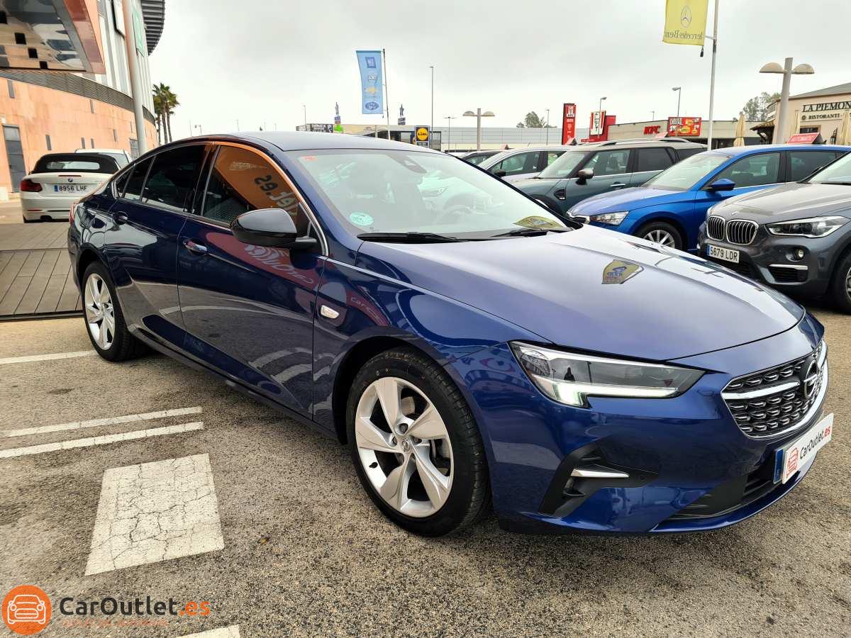 2 - Opel Insignia 2021 - AUTO