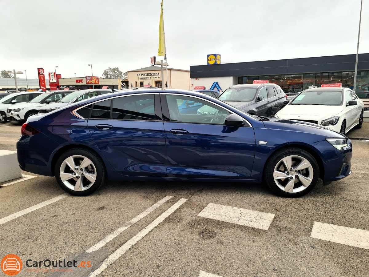 4 - Opel Insignia 2021 - AUTO