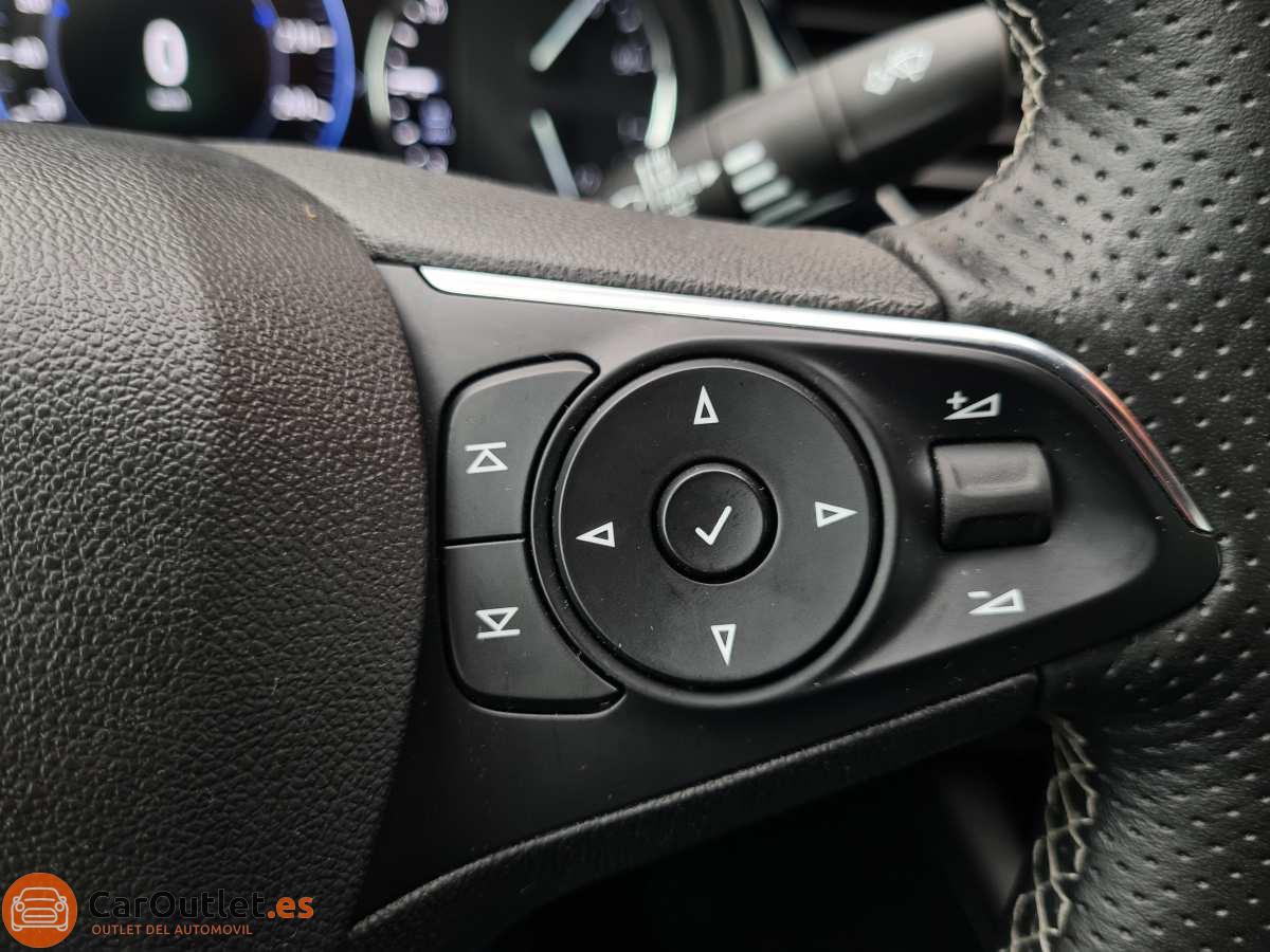 22 - Opel Insignia 2021 - AUTO