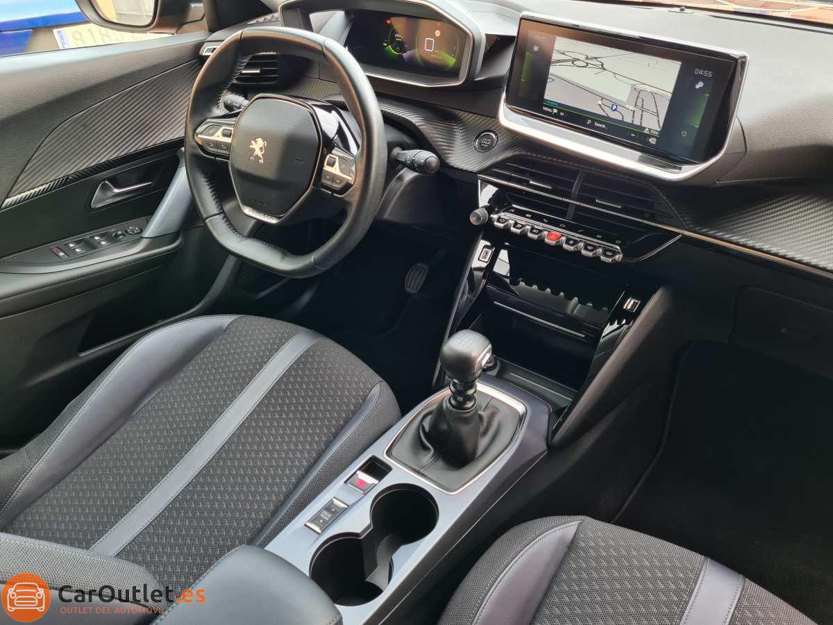 11 - Peugeot 2008 2020