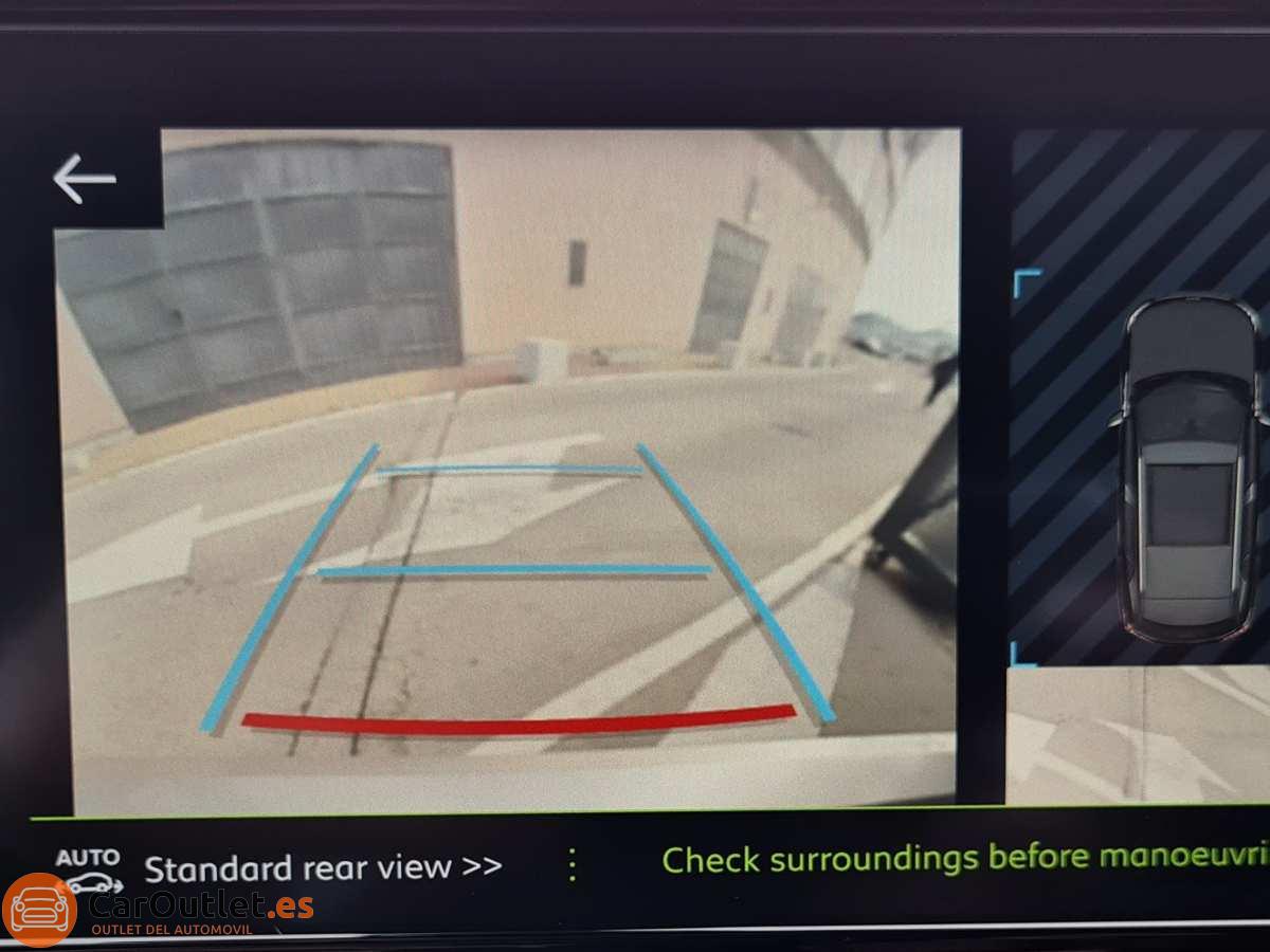 13 - Peugeot 2008 2020