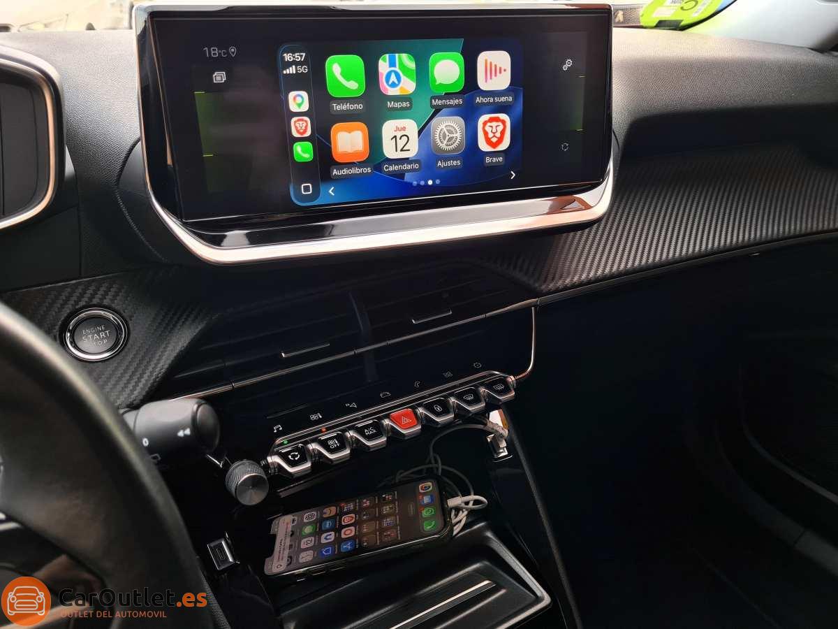 15 - Peugeot 2008 2020