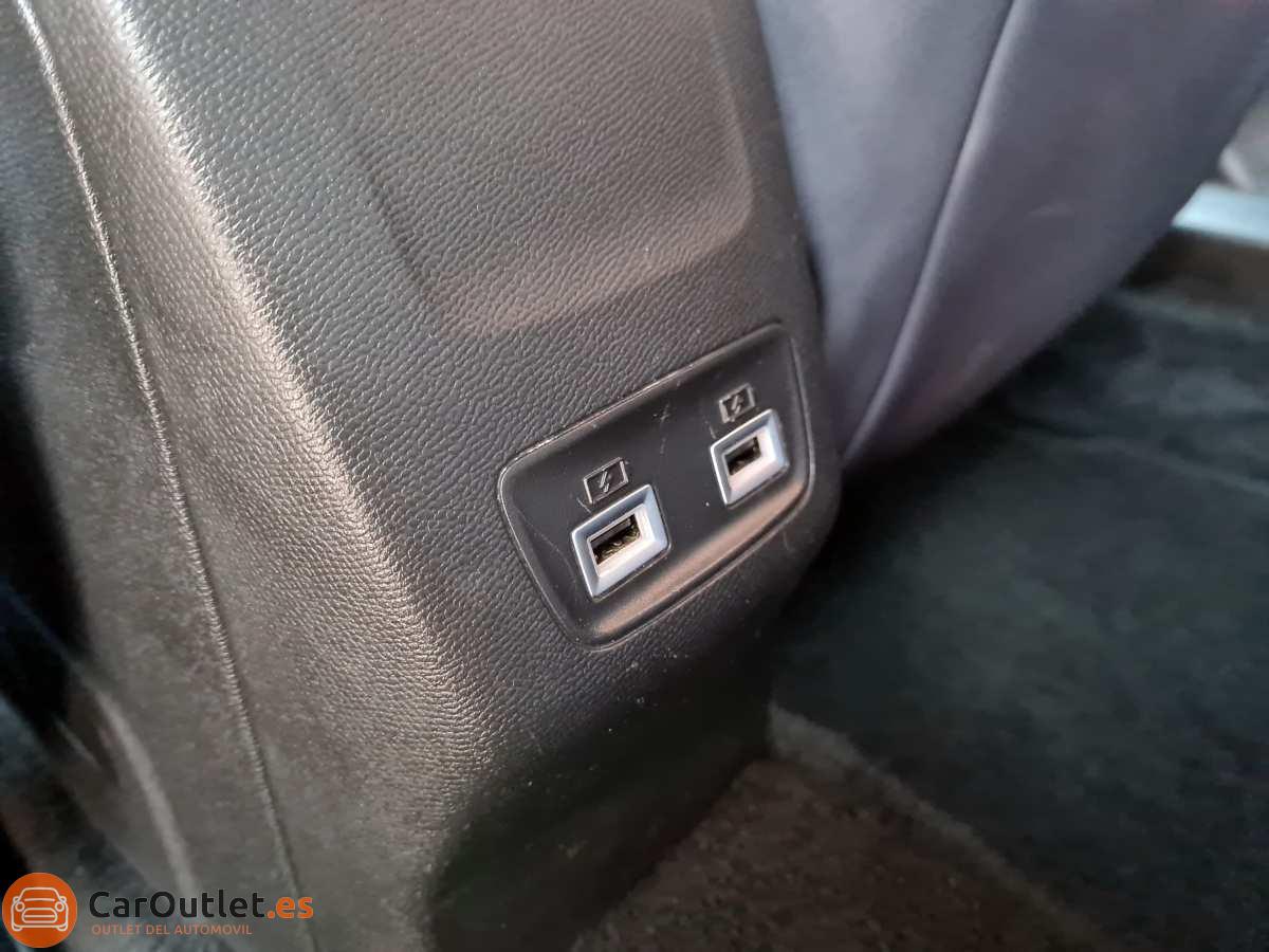 29 - Peugeot 2008 2020