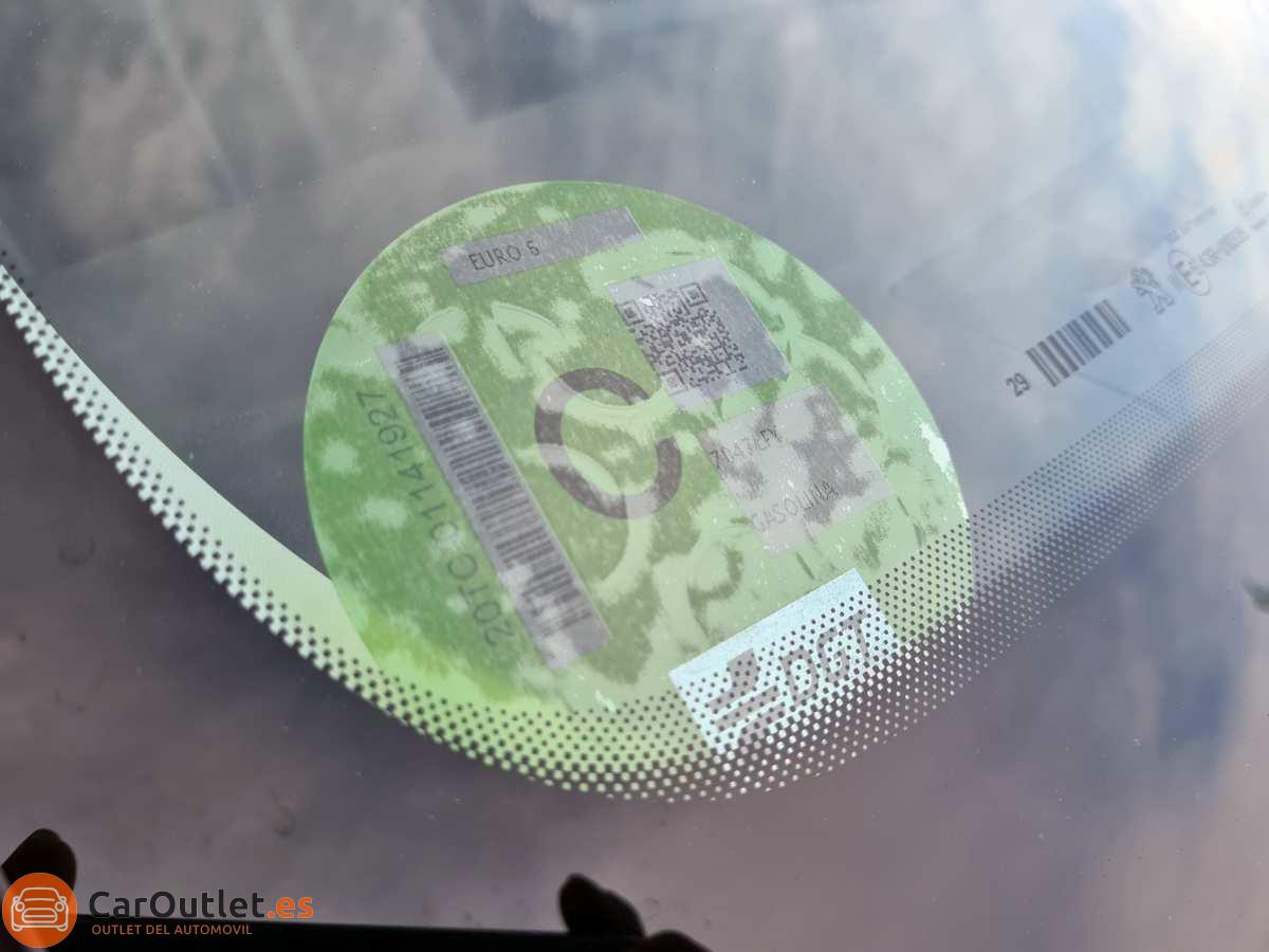 31 - Peugeot 2008 2020