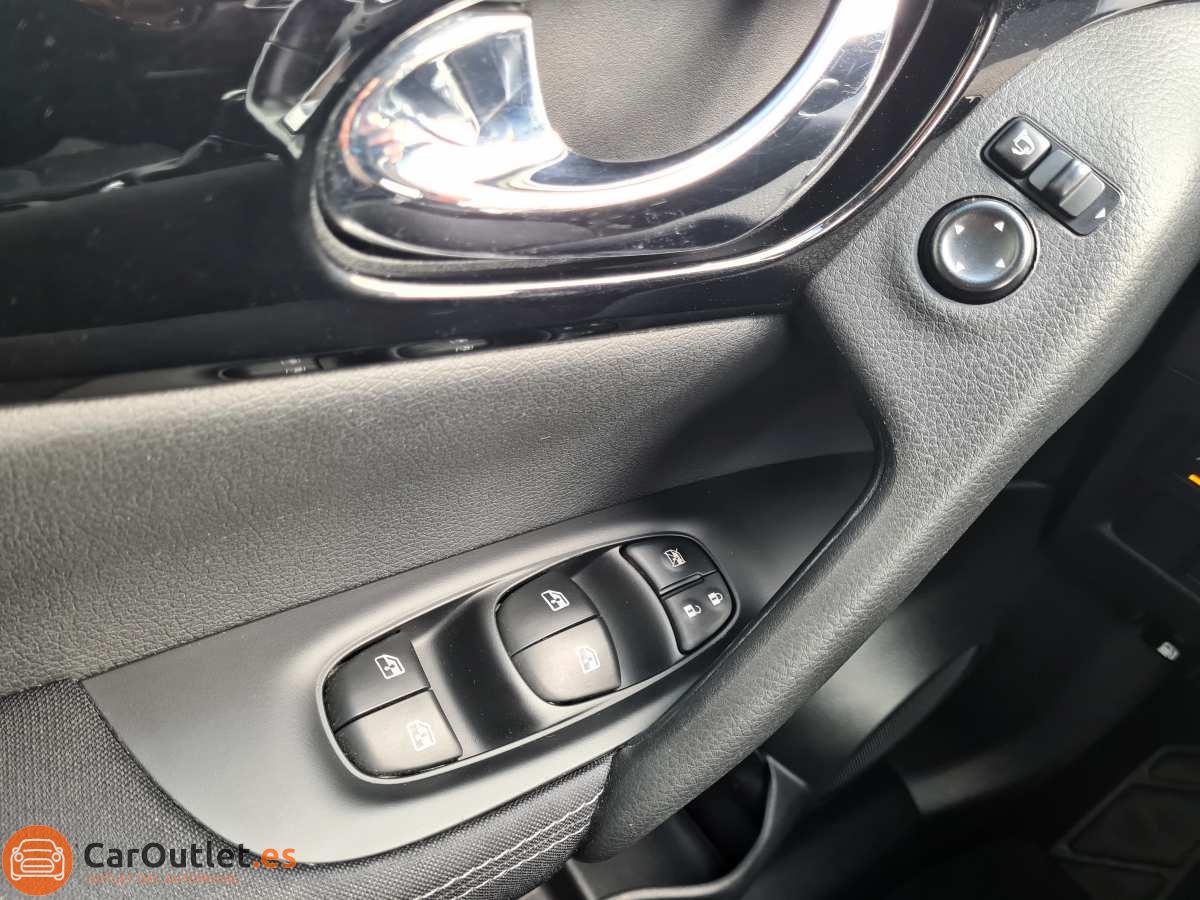 30 - Nissan Qashqai 2021 - AUTO