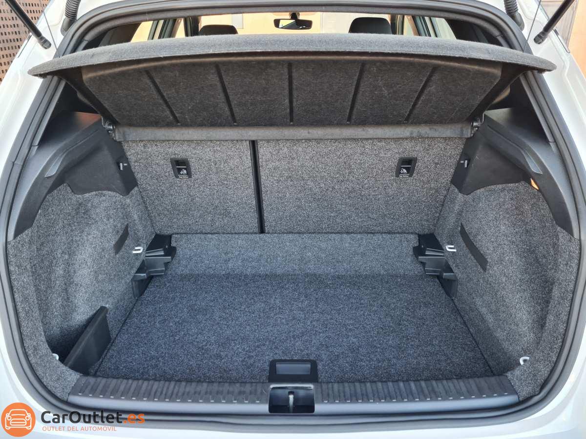 12 - Seat Arona 2017 - AUTO