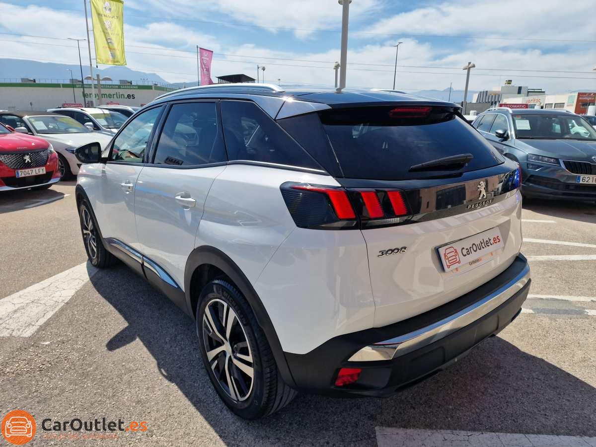 5 - Peugeot 3008 2020 - AUTO