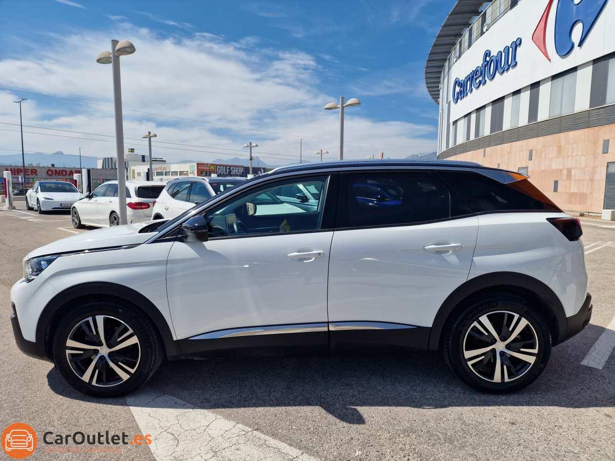 8 - Peugeot 3008 2020 - AUTO