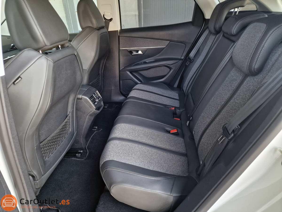 10 - Peugeot 3008 2020 - AUTO