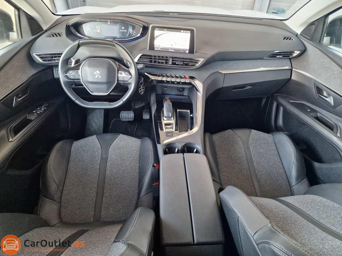 11 - Peugeot 3008 2020 - AUTO