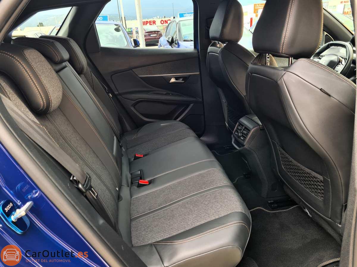 16 - Peugeot 3008 2018