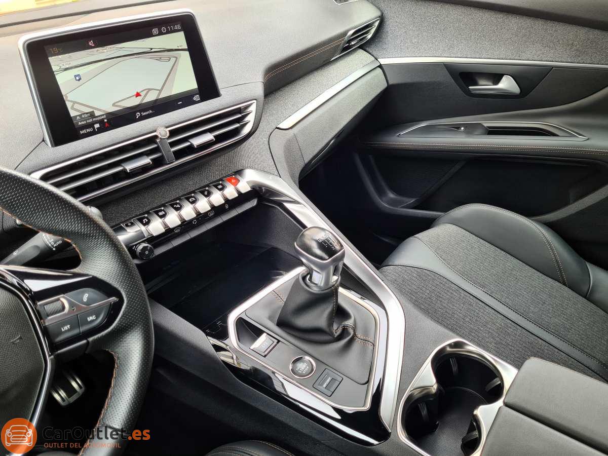 18 - Peugeot 3008 2018