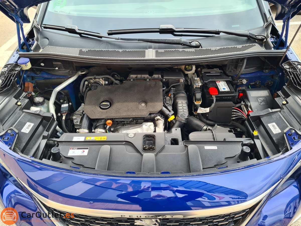 33 - Peugeot 3008 2018