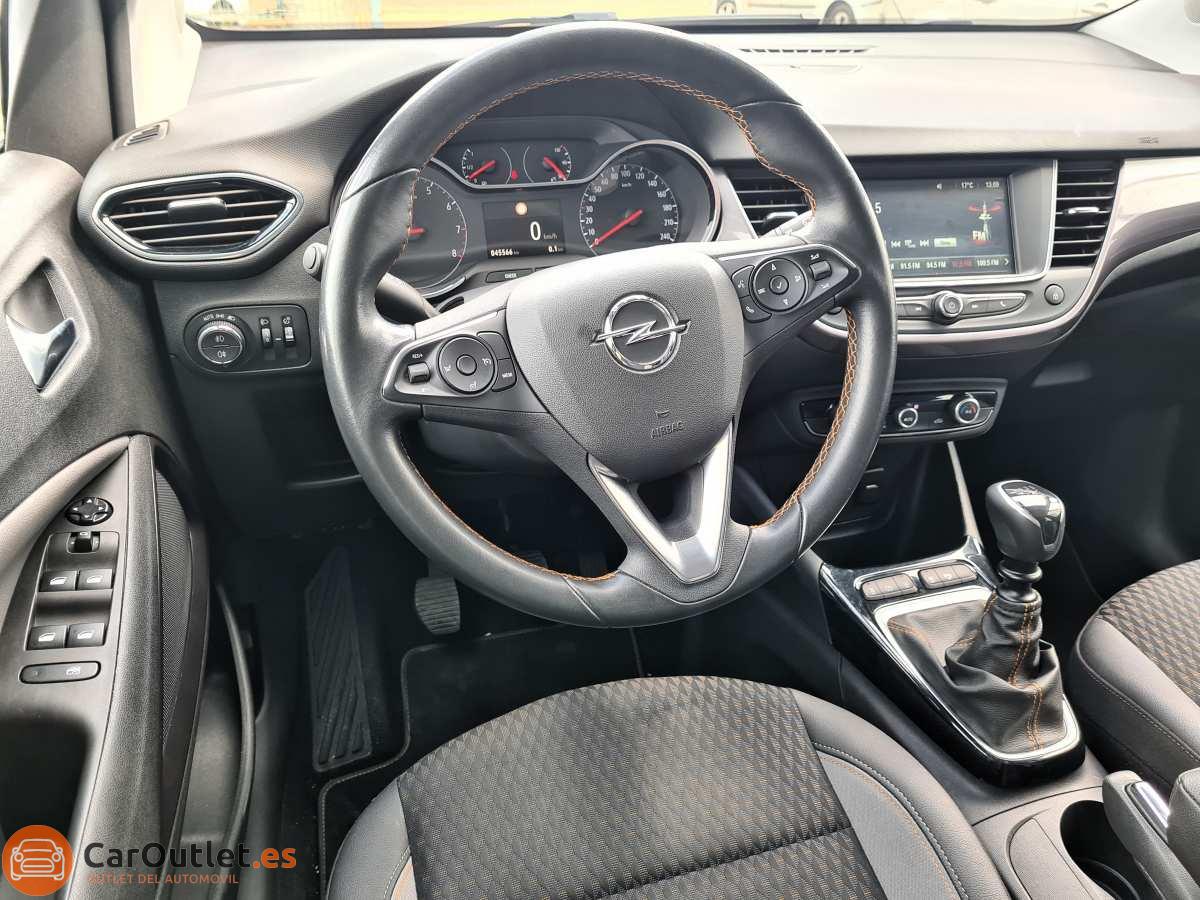 10 - Opel Crossland X 2018
