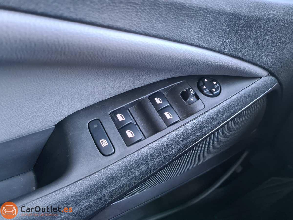 26 - Opel Crossland X 2018