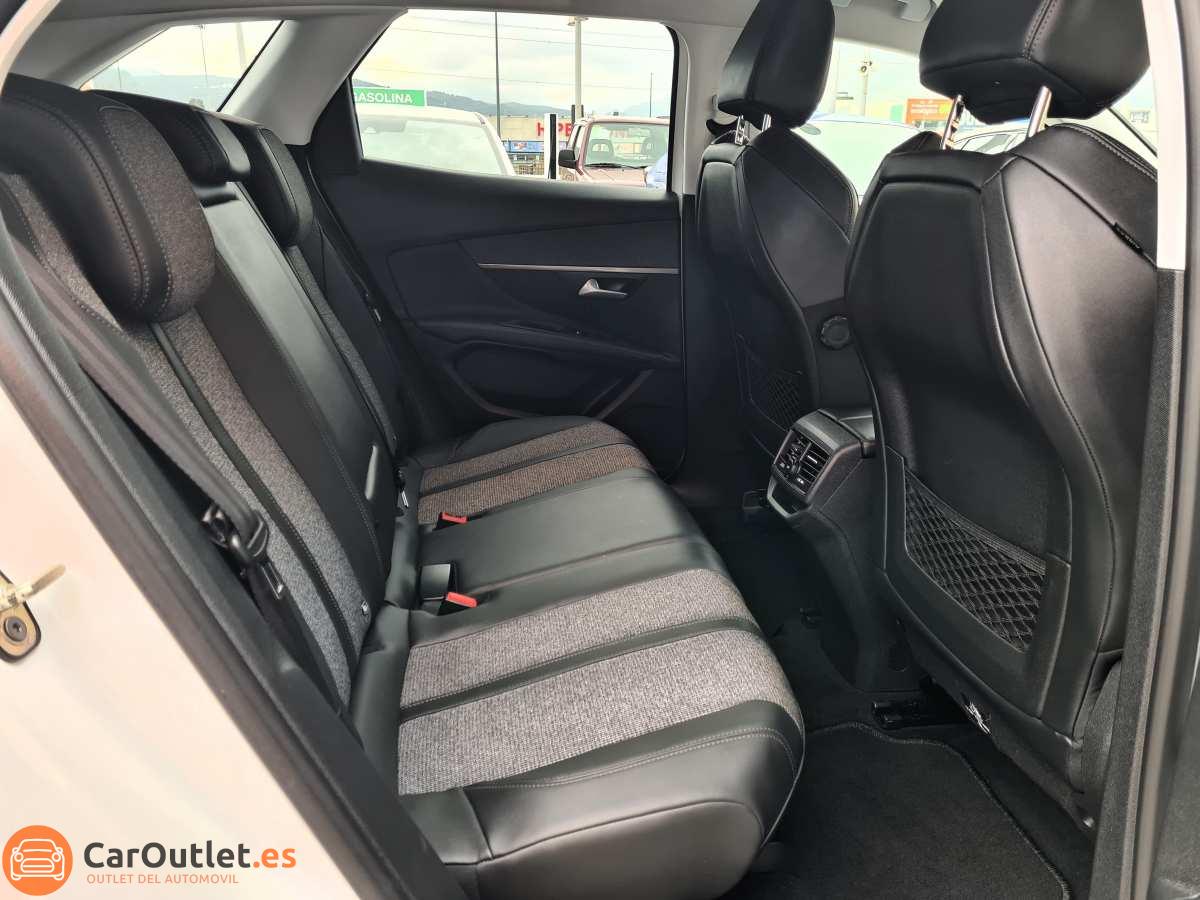13 - Peugeot 3008 2019 - AUTO
