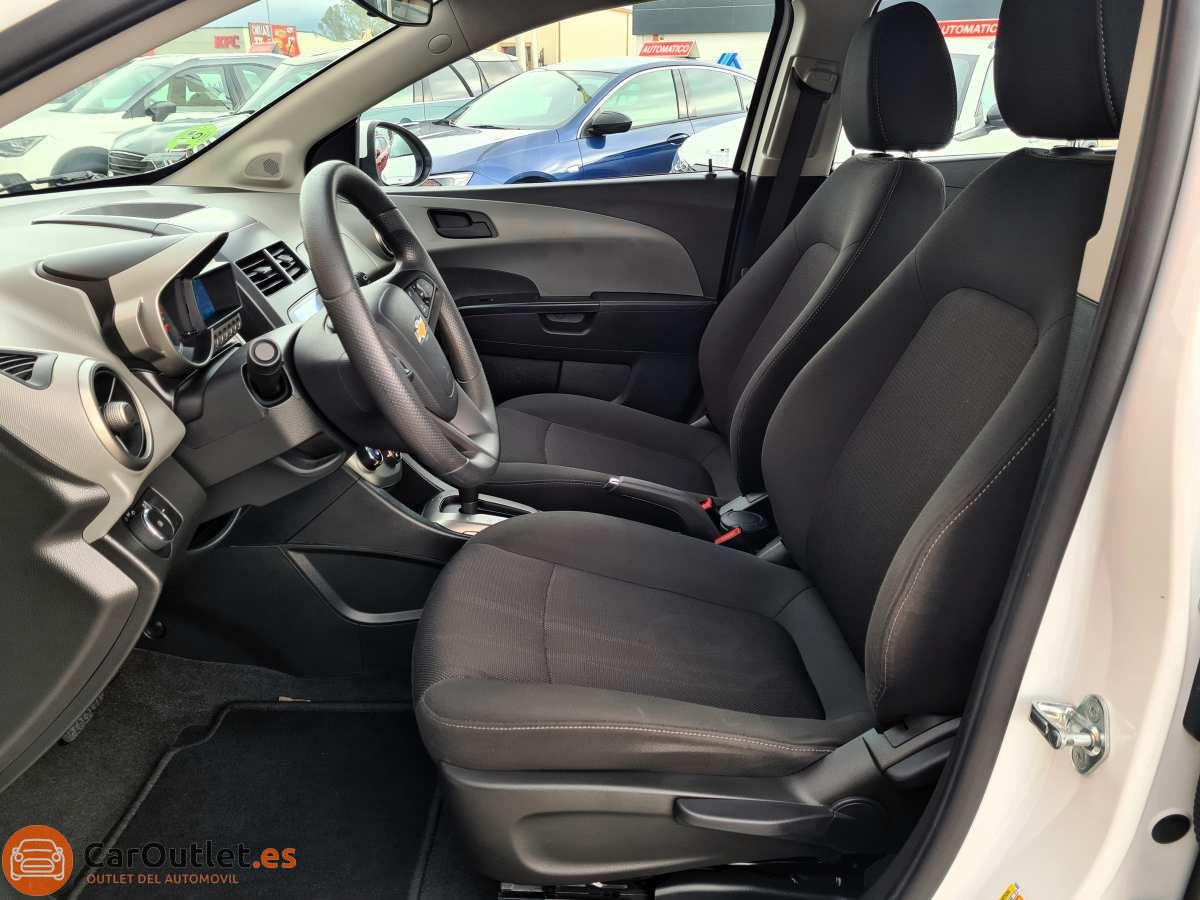 9 - Chevrolet Aveo 2013 - AUTO