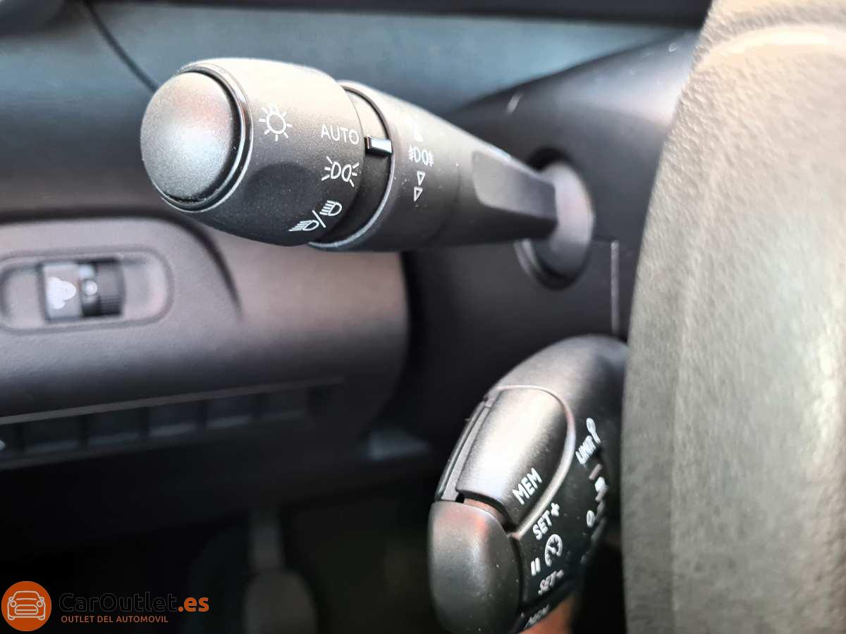 24 - Peugeot RIFTER 2023