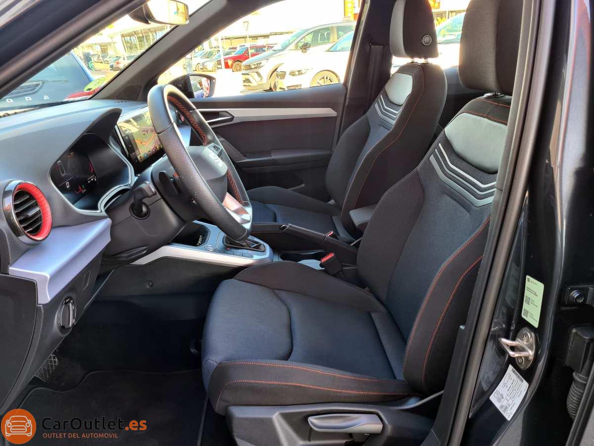 10 - Seat Arona 2023 - AUTO