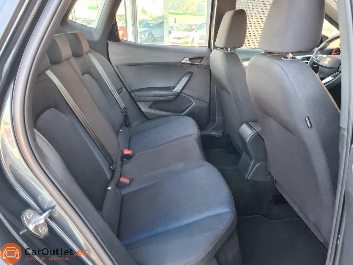 12 - Seat Arona 2023 - AUTO