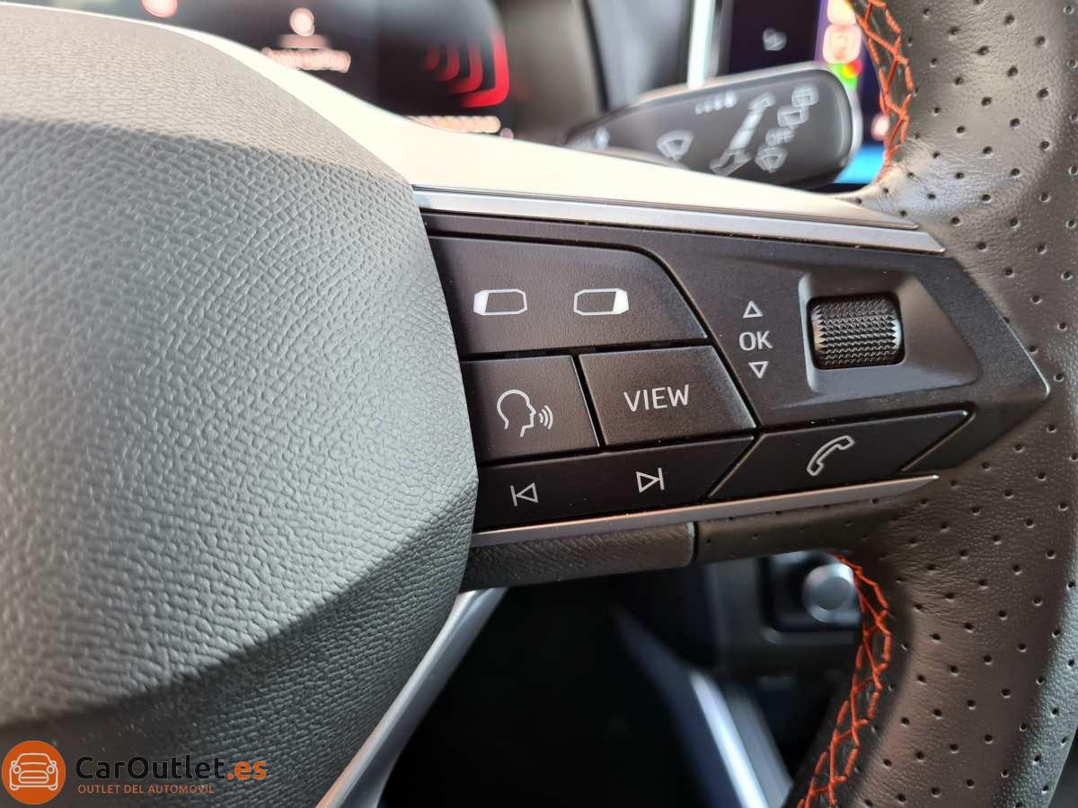 22 - Seat Arona 2023 - AUTO