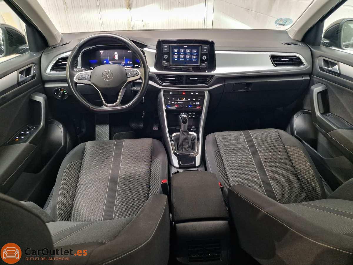 11 - Volkswagen T ROC 2023 - AUTO