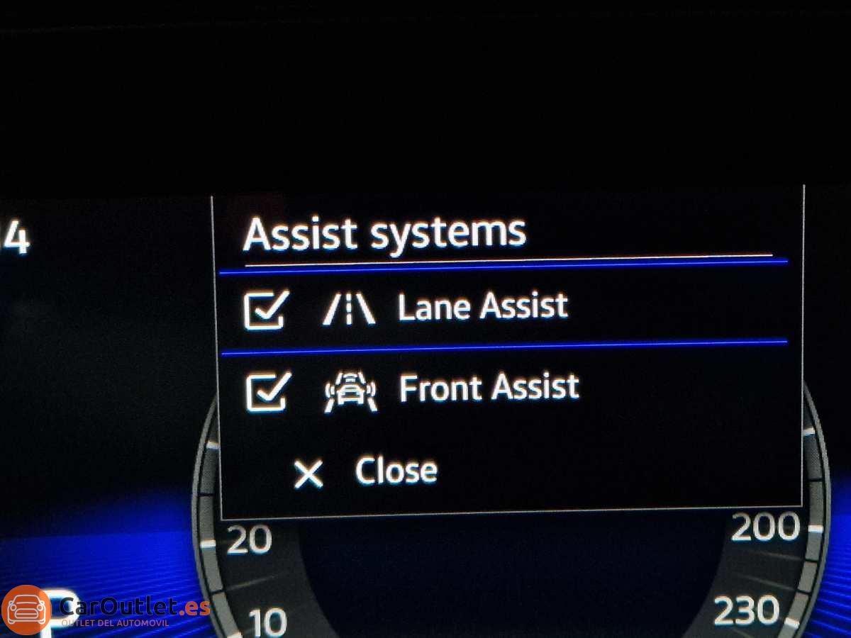 16 - Volkswagen T ROC 2023 - AUTO